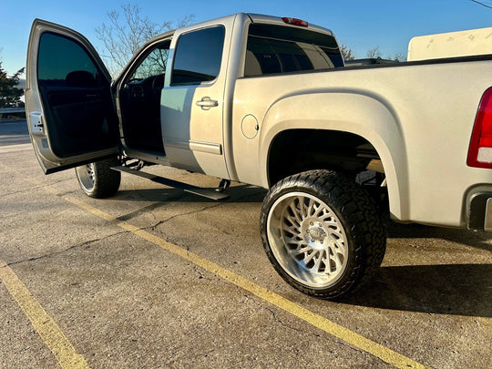 Body Armor 4x4 Chevy Silverado/GMC Sierra 1500/2500/3500 E-Power Board Steps (2007-2018) - Image 1